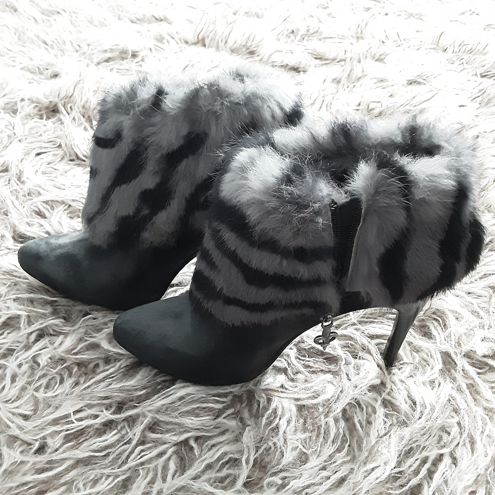 Donald J. Pliner boots